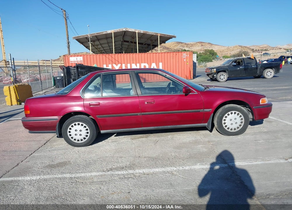 1992 HONDA ACCORD LX VIN: 1HGCB7655NA002882