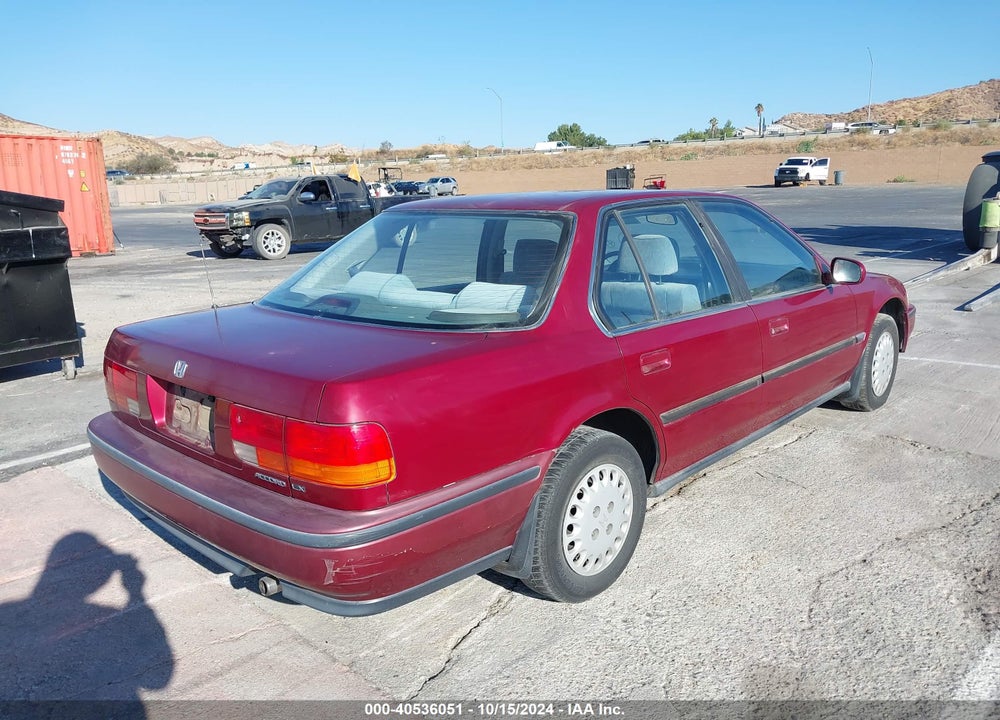 1992 HONDA ACCORD LX VIN: 1HGCB7655NA002882