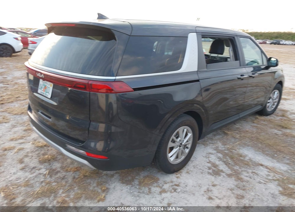 2024 KIA CARNIVAL MPV LX SEAT PACKAGE VIN: KNDNB4H37R6351858