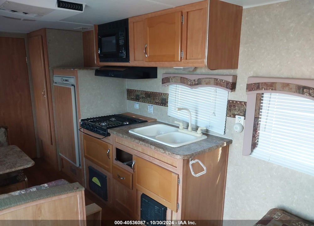 2009 OTHER --- VIN: 1NL1GTL2691097396
