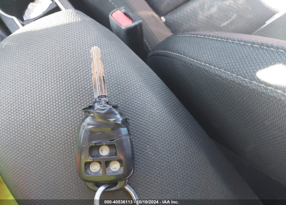 2019 TOYOTA COROLLA LE VIN: 5YFBURHE8KP930061