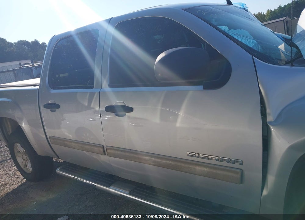 2011 GMC SIERRA 1500 SLE VIN: 3GTP1VE0XBG307014