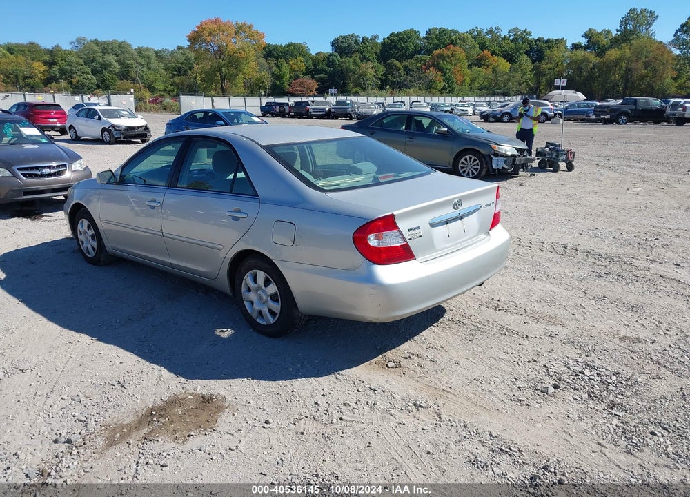 2004 TOYOTA CAMRY LE VIN: 4T1BE32K04U856936