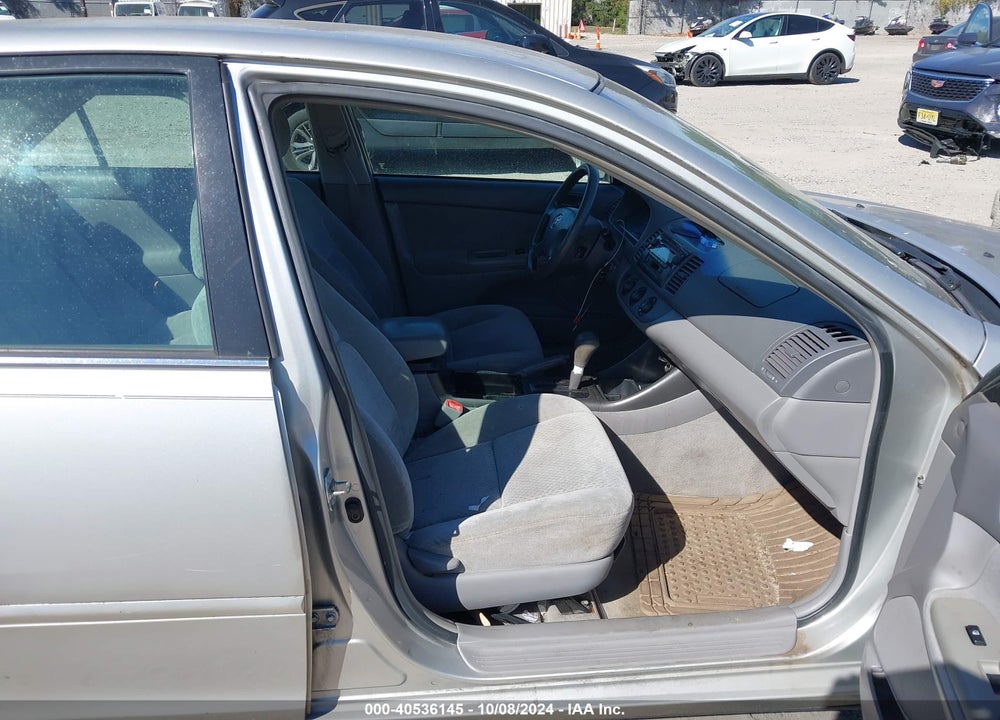 2004 TOYOTA CAMRY LE VIN: 4T1BE32K04U856936