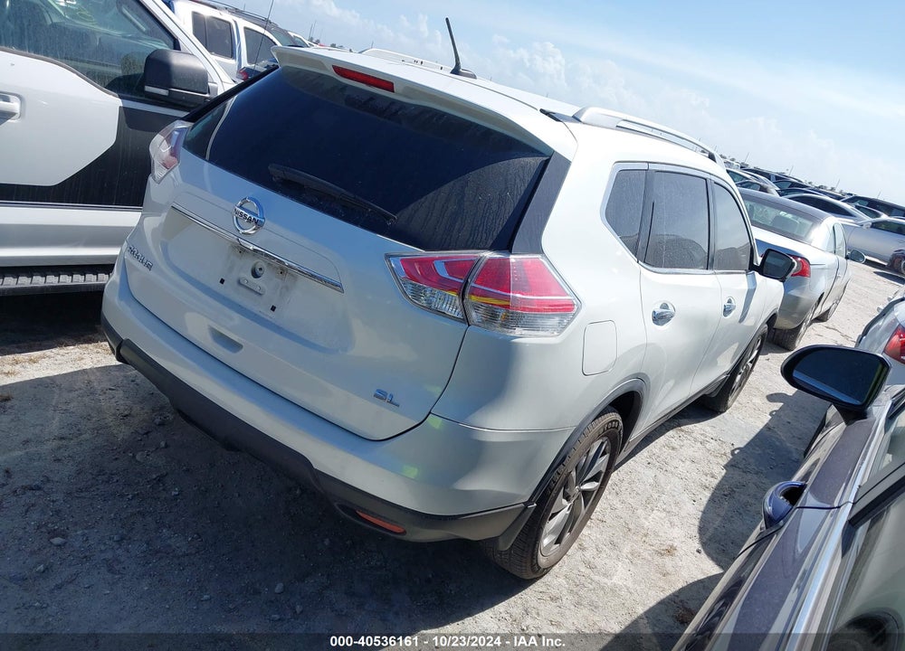 2015 NISSAN ROGUE SL VIN: 5N1AT2MT3FC852678