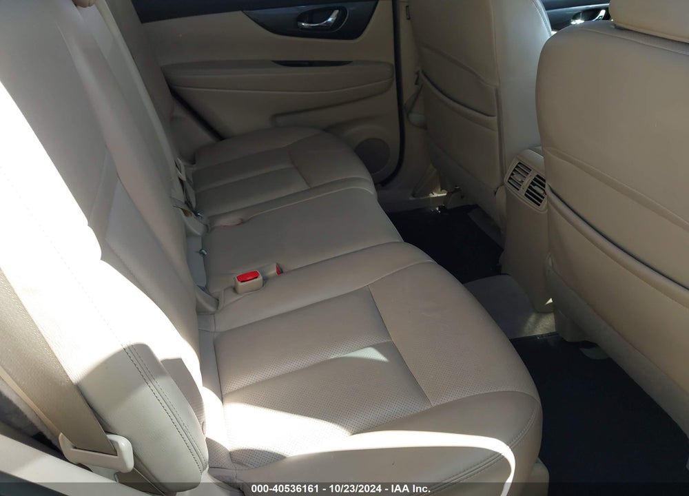 2015 NISSAN ROGUE SL VIN: 5N1AT2MT3FC852678