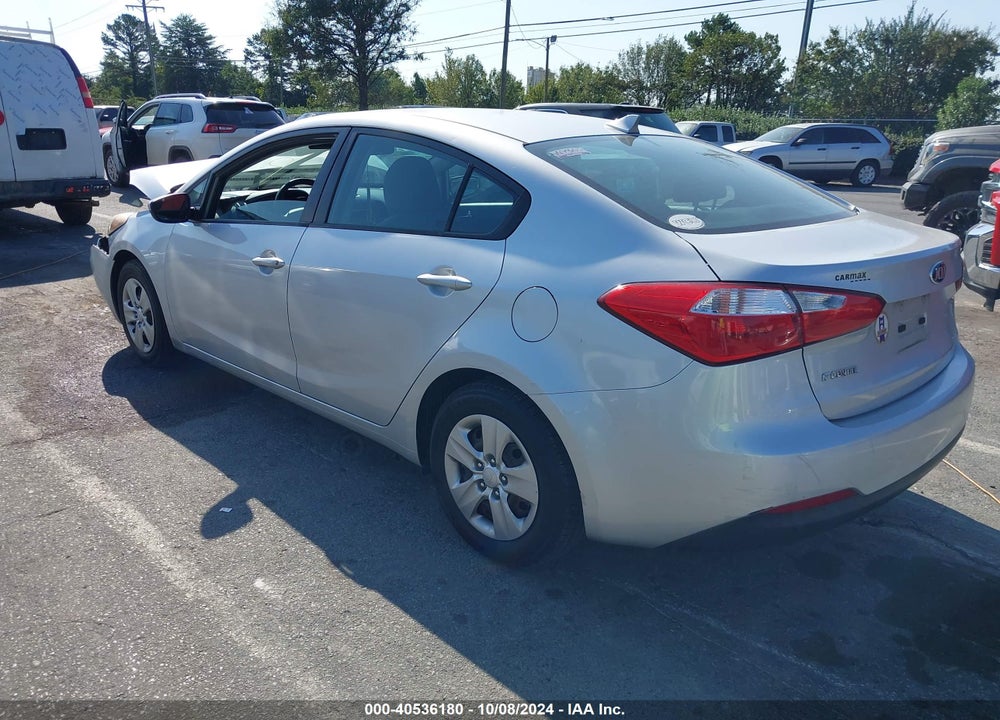 2015 KIA FORTE LX VIN: KNAFK4A6XF5431209