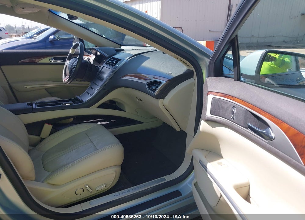 2014 LINCOLN MKZ HYBRID VIN: 3LN6L2LU1ER808971