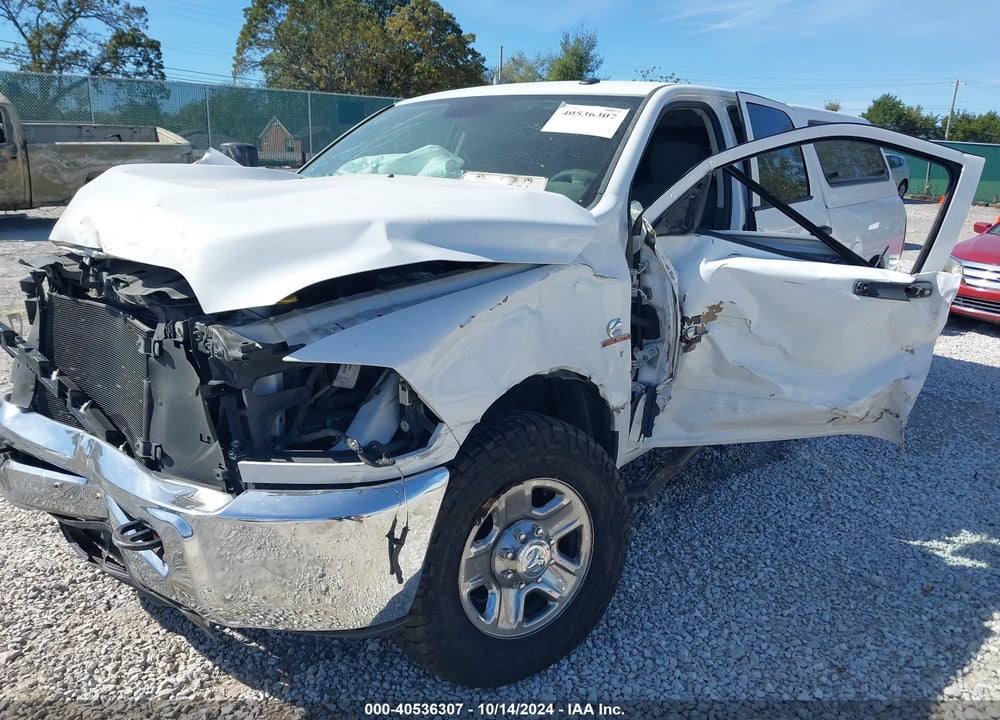 2016 RAM 2500 TRADESMAN VIN: 3C6UR5CL0GG192642