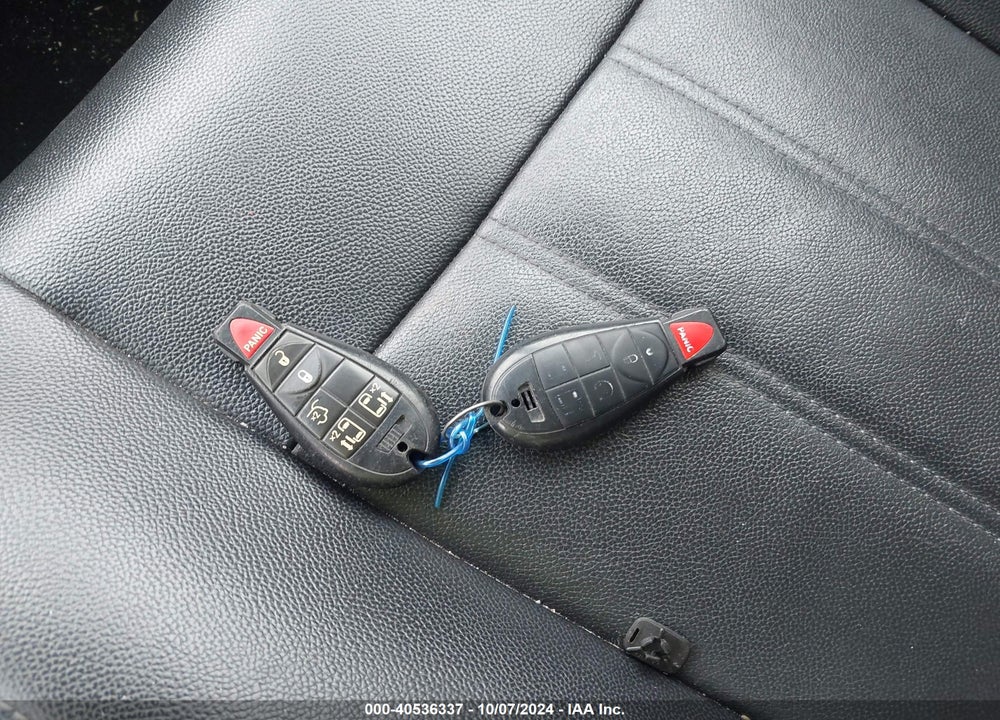 2014 CHRYSLER TOWN & COUNTRY TOURING VIN: 2C4RC1BG8ER218263