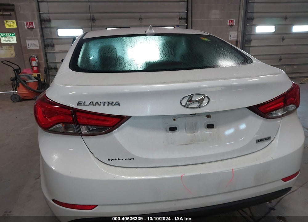 2015 HYUNDAI ELANTRA LIMITED VIN: 5NPDH4AE2FH558858
