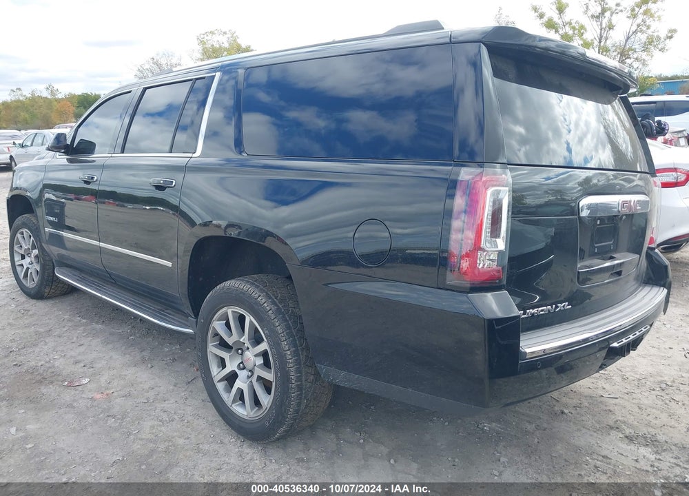 2020 GMC YUKON XL 4WD DENALI VIN: 1GKS2HKJ1LR180536