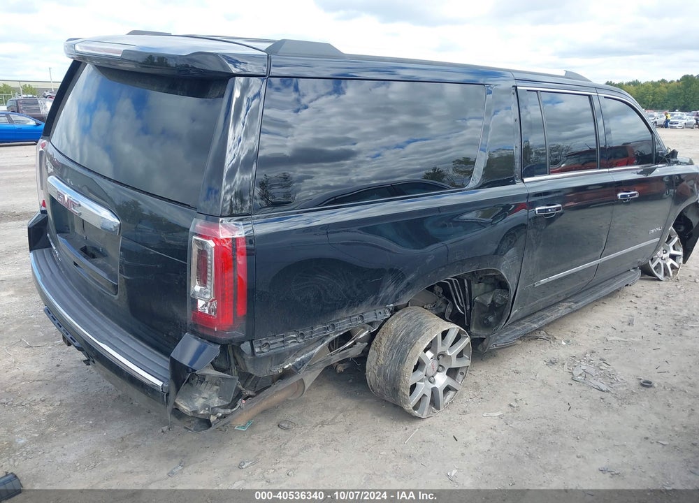 2020 GMC YUKON XL 4WD DENALI VIN: 1GKS2HKJ1LR180536