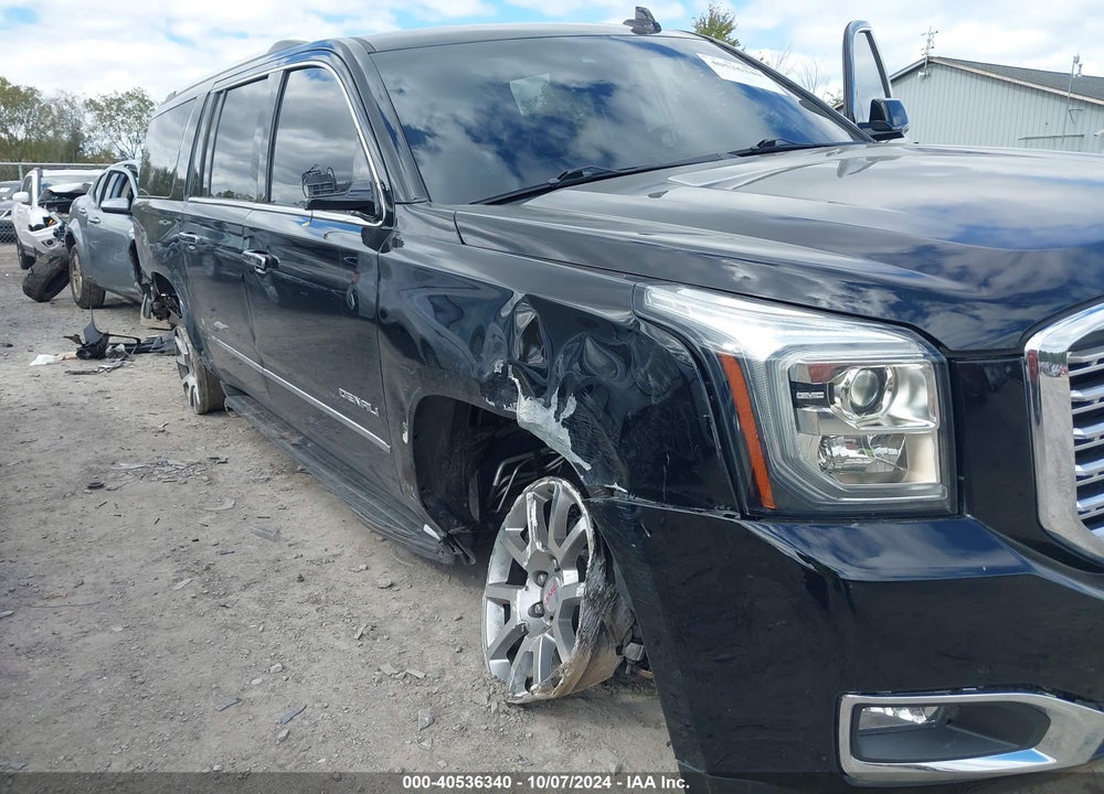 2020 GMC YUKON XL 4WD DENALI VIN: 1GKS2HKJ1LR180536
