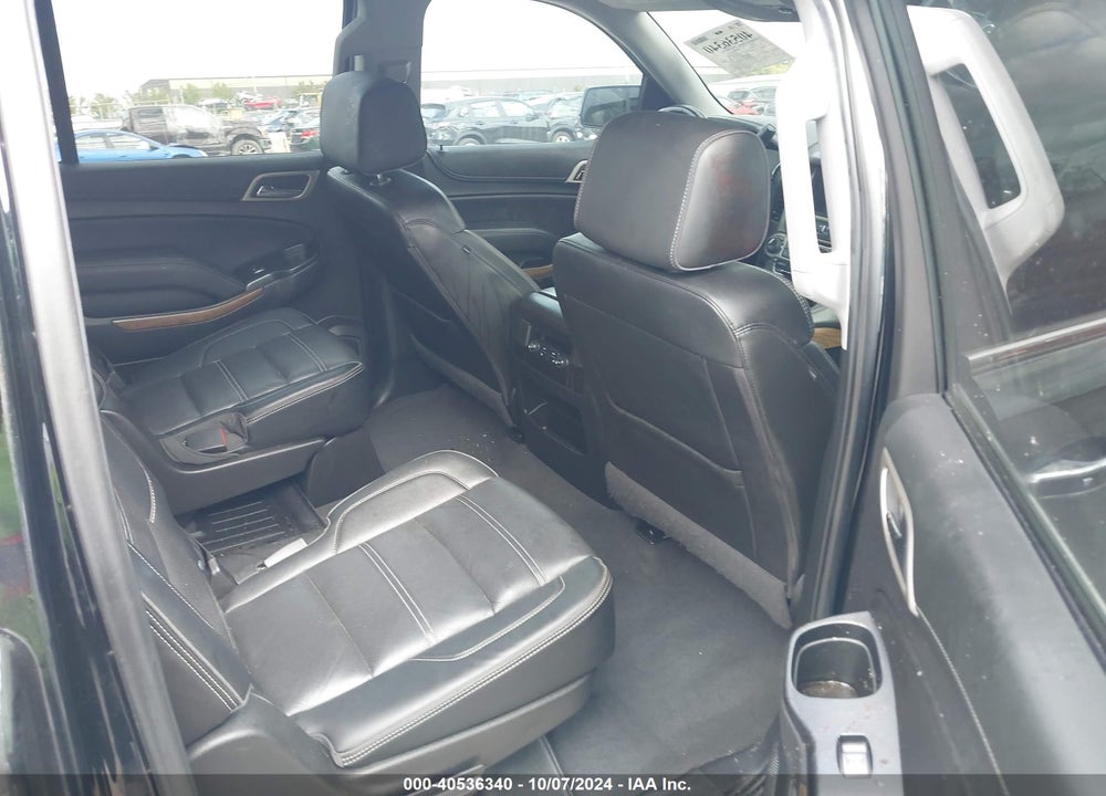 2020 GMC YUKON XL 4WD DENALI VIN: 1GKS2HKJ1LR180536