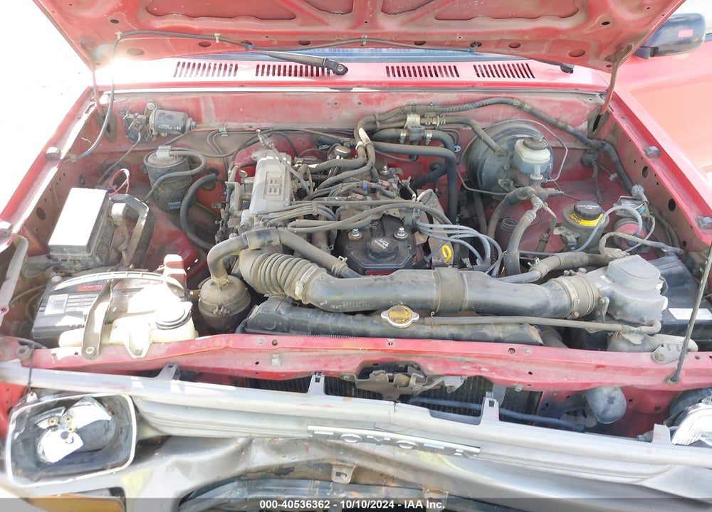1989 TOYOTA PICKUP 1/2 TON SHT WHEELBASE DLX VIN: JT4RN81P4K0013548