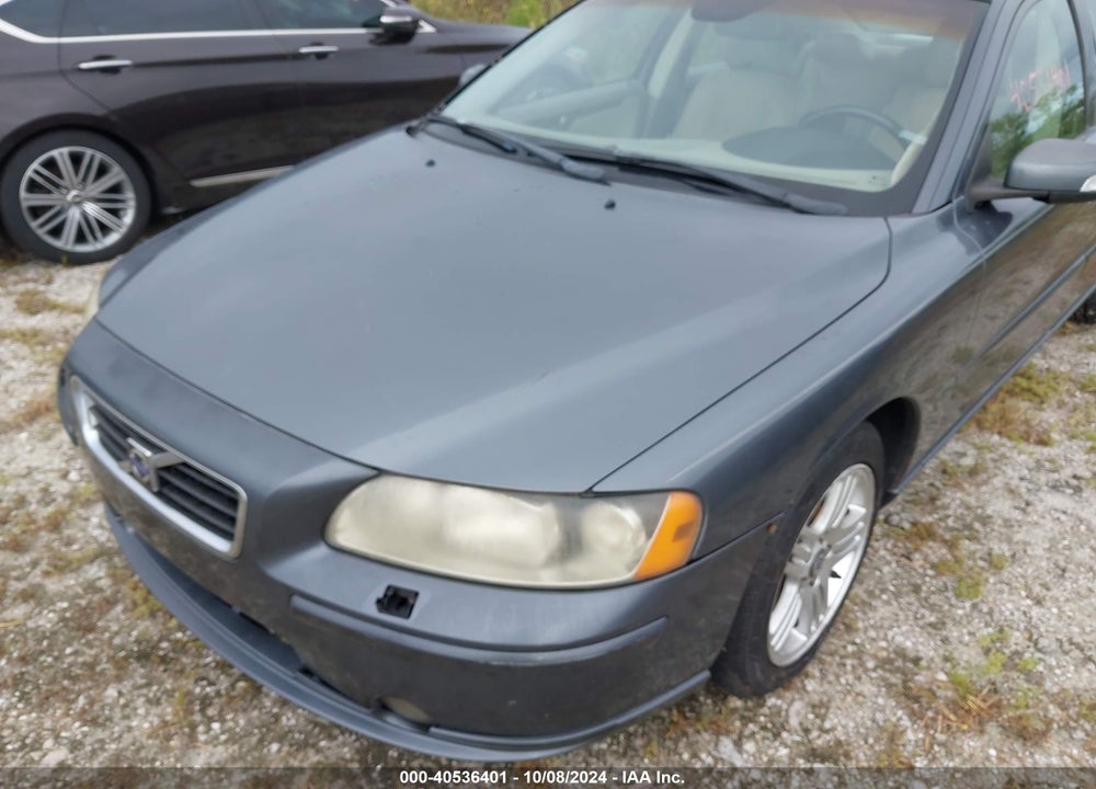 2007 VOLVO S60 2.5T VIN: YV1RS592472602928