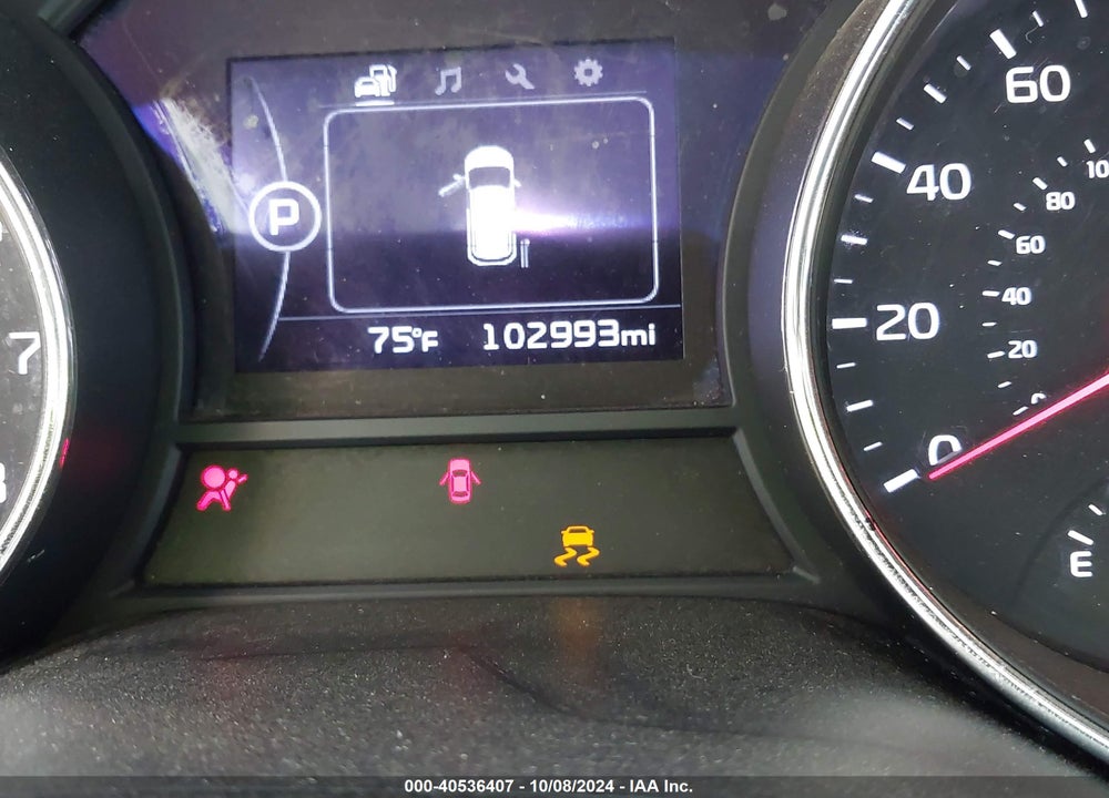 2017 KIA SEDONA LX VIN: KNDMB5C15H6326107