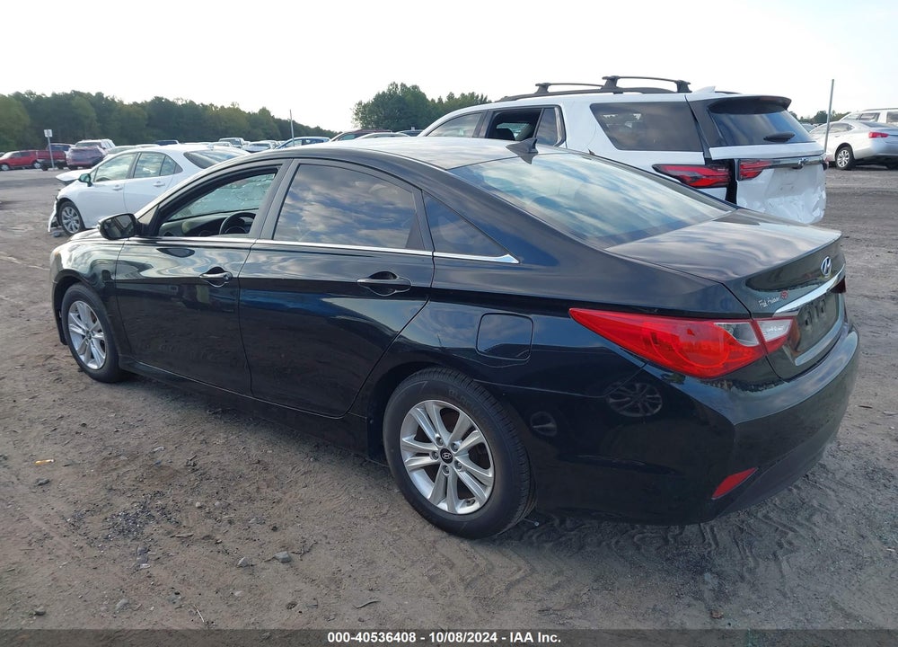 2014 HYUNDAI SONATA GLS VIN: 5NPEB4AC1EH945713