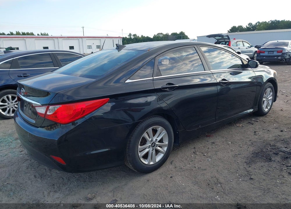 2014 HYUNDAI SONATA GLS VIN: 5NPEB4AC1EH945713