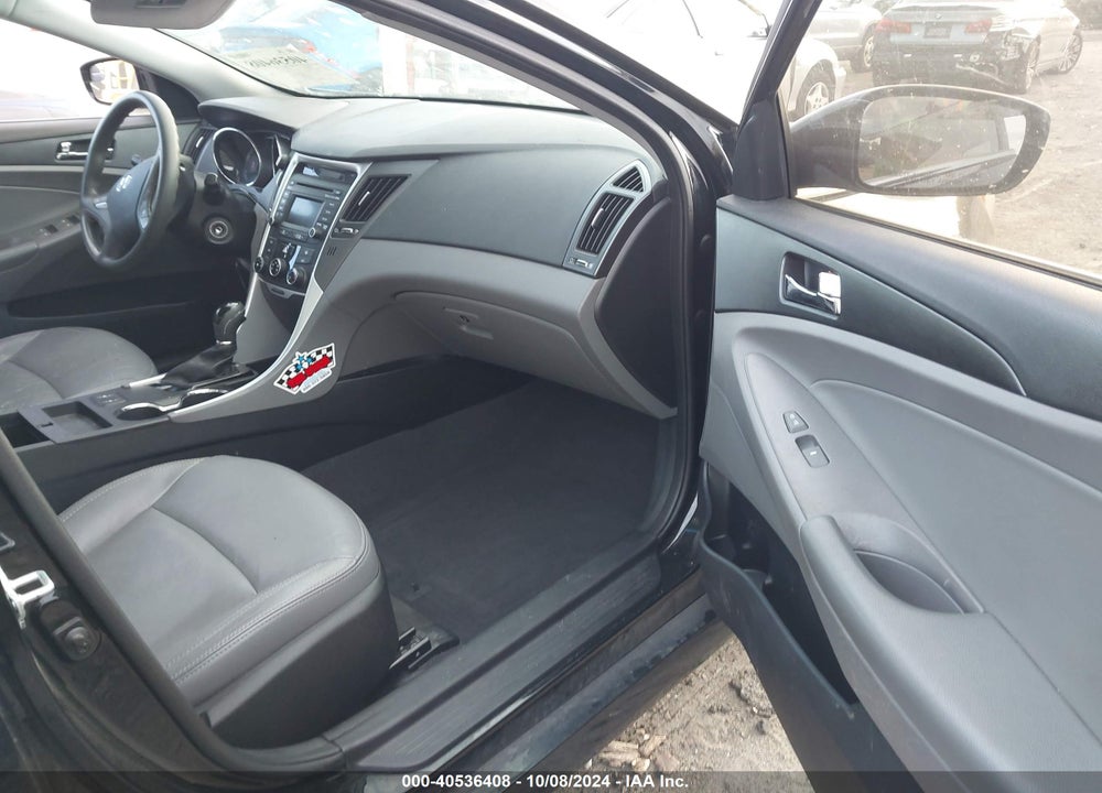 2014 HYUNDAI SONATA GLS VIN: 5NPEB4AC1EH945713