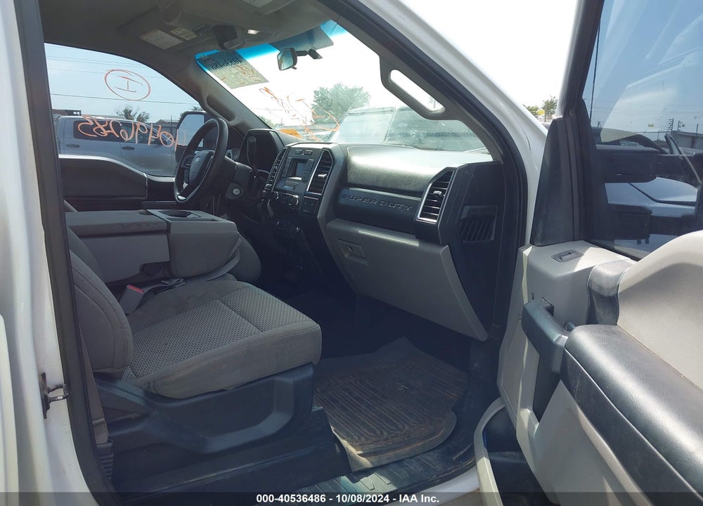 2017 FORD F-250 XLT VIN: 1FT7W2B65HED50202