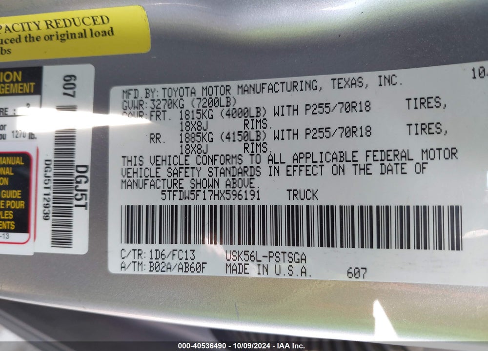 2017 TOYOTA TUNDRA SR5 5.7L V8 VIN: 5TFDW5F17HX596191