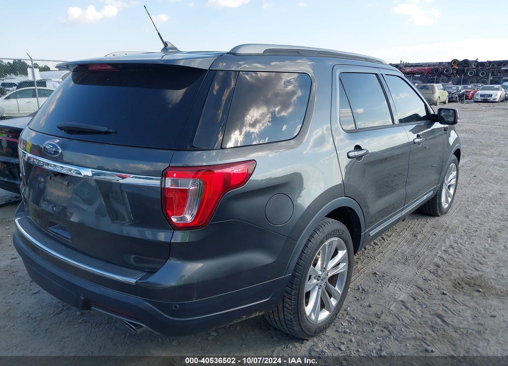 2018 FORD EXPLORER XLT VIN: 1FM5K7D80JGC39402