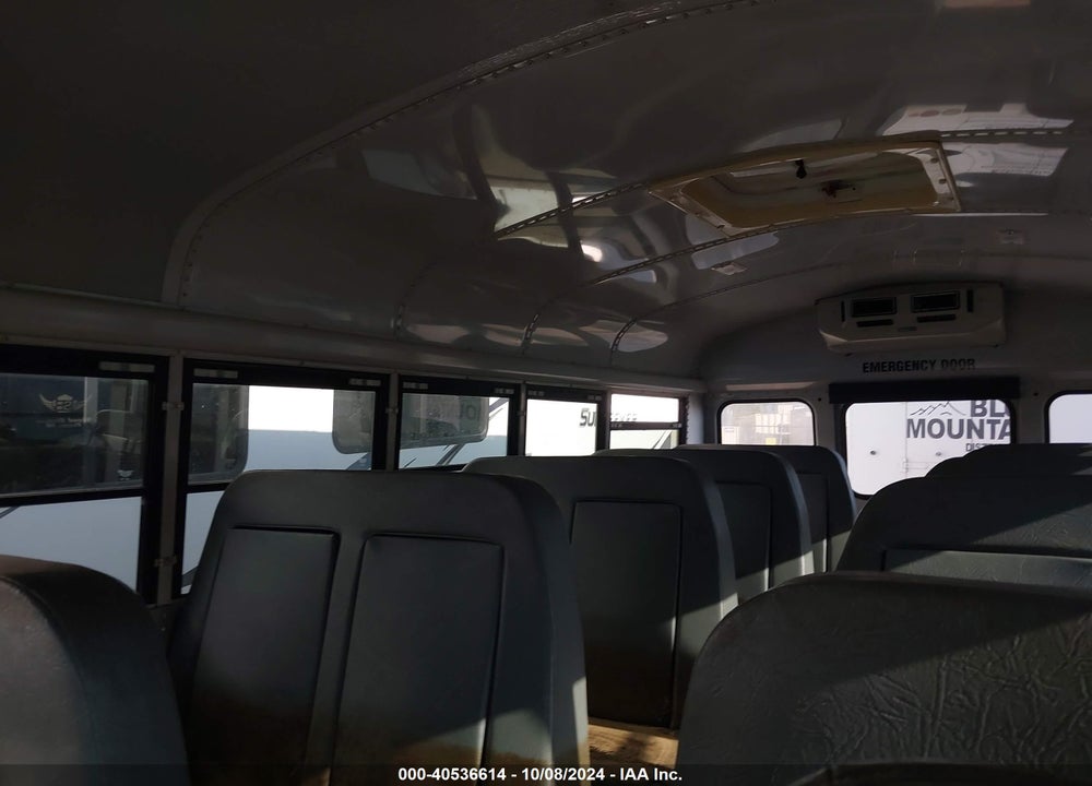 2000 GMC SAVANA SPECIAL VIN: 1GDJG31R7Y1230201