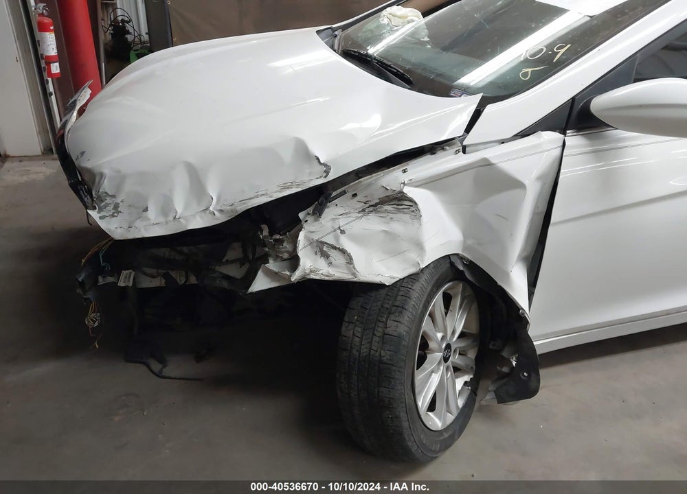 2013 HYUNDAI SONATA GLS VIN: 5NPEB4AC0DH700738