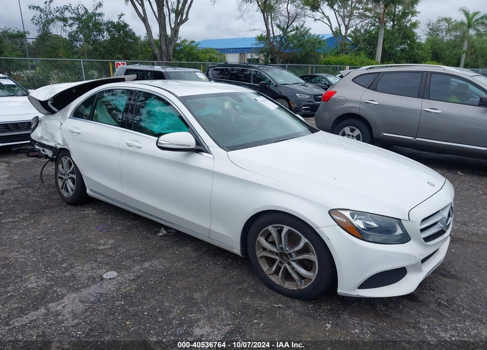 2015 MERCEDES-BENZ C 300 LUXURY/SPORT VIN: 55SWF4JBXFU086393
