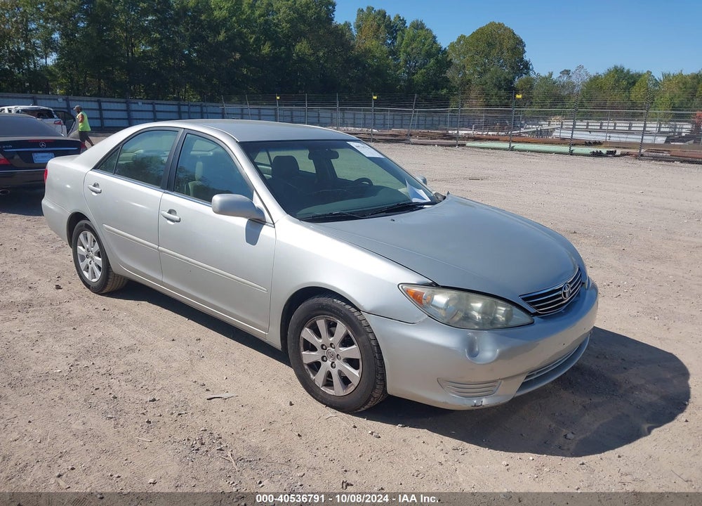 2005 TOYOTA CAMRY LE VIN: 4T1BE32K05U097383