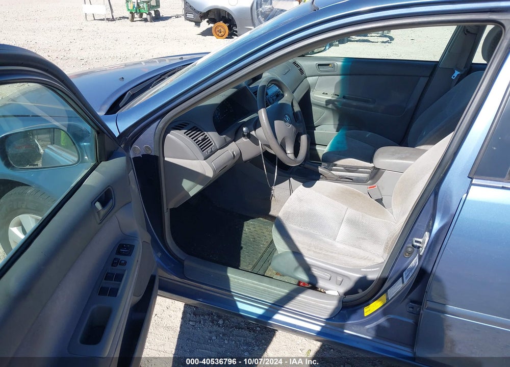2003 TOYOTA CAMRY LE VIN: 4T1BE30K63U770211