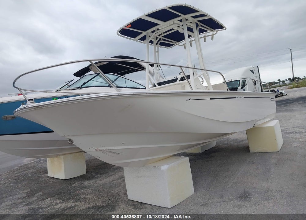 2025 BOSTON WHALER OTHER VIN: BWCE0128F425