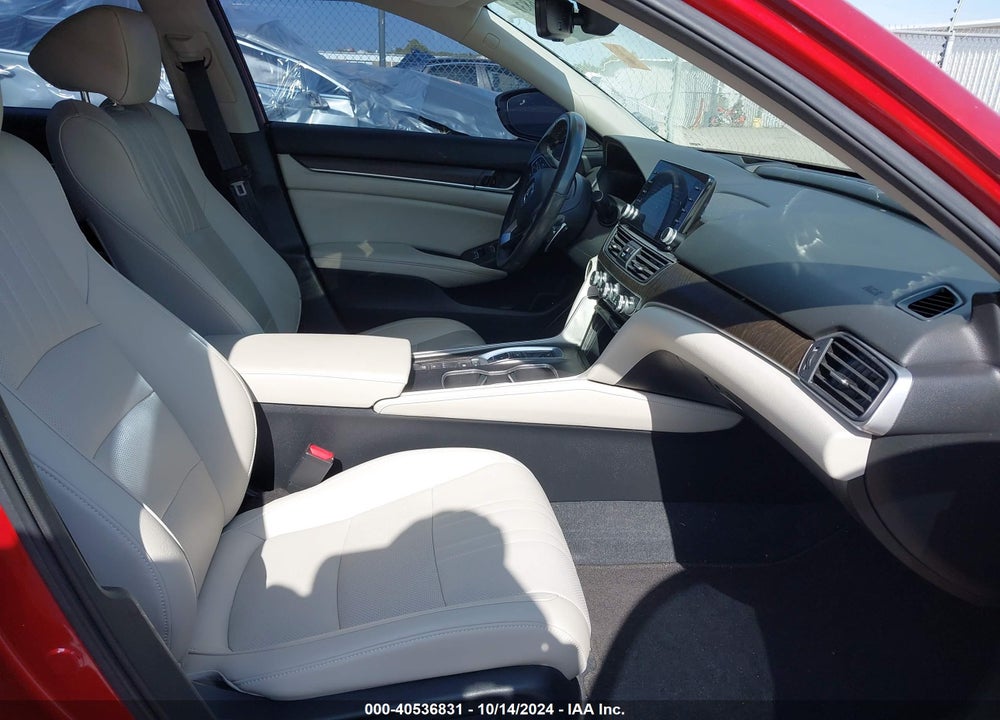2022 HONDA ACCORD VIN: 1HGCV3F90NA002811