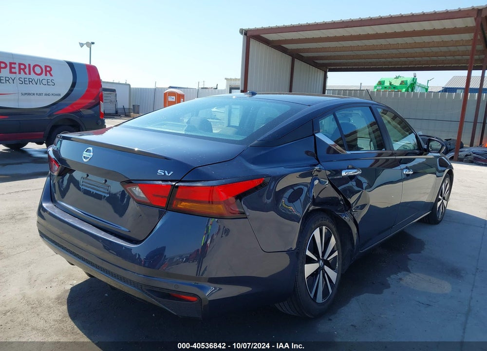 2022 NISSAN ALTIMA SV FWD VIN: 1N4BL4DV5NN397587
