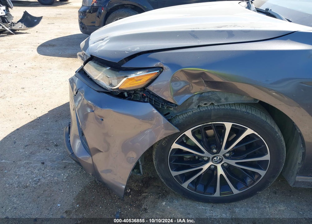 2019 TOYOTA CAMRY SE VIN: 4T1B11HK5KU772275