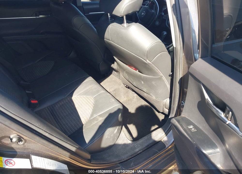 2019 TOYOTA CAMRY SE VIN: 4T1B11HK5KU772275