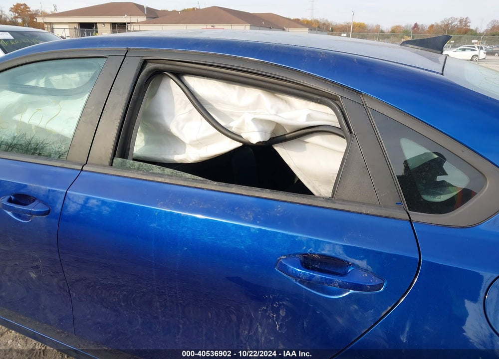 2021 KIA FORTE LXS VIN: 3KPF24AD2ME361031