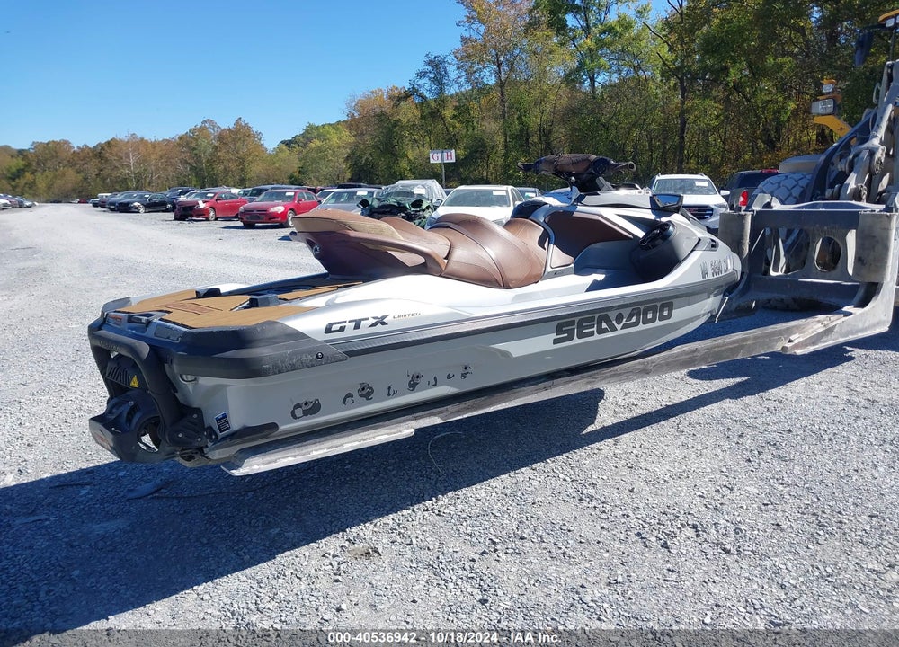 2019 SEADOO GTX LIMITED VIN: YDV96529F919
