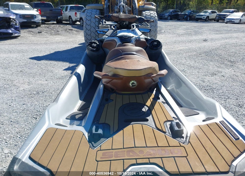 2019 SEADOO GTX LIMITED VIN: YDV96529F919
