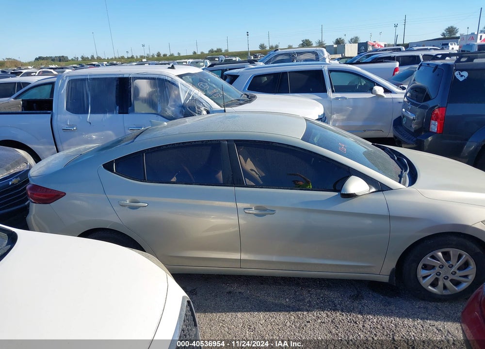 2017 HYUNDAI ELANTRA SE VIN: KMHD74LF5HU421457