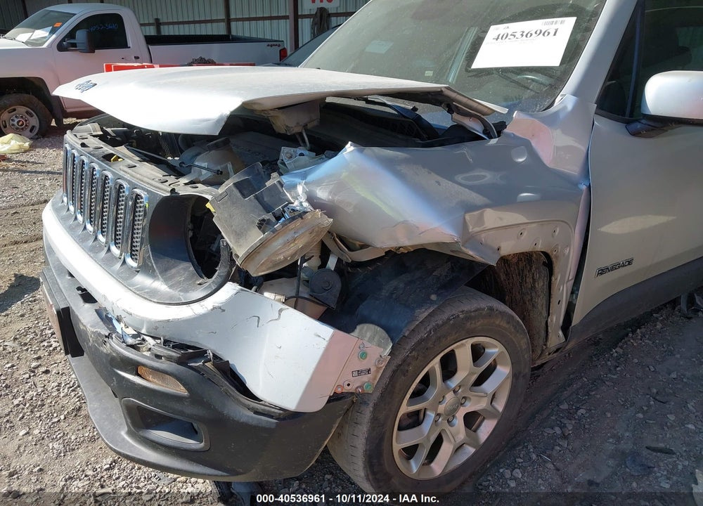 2017 JEEP RENEGADE LATITUDE 4X4 VIN: ZACCJBBB5HPE85097
