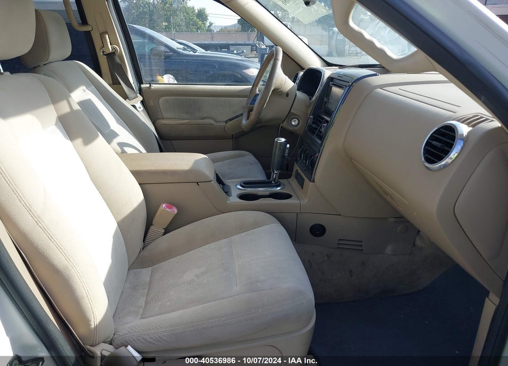 2008 FORD EXPLORER XLT VIN: 1FMEU63E98UA24401
