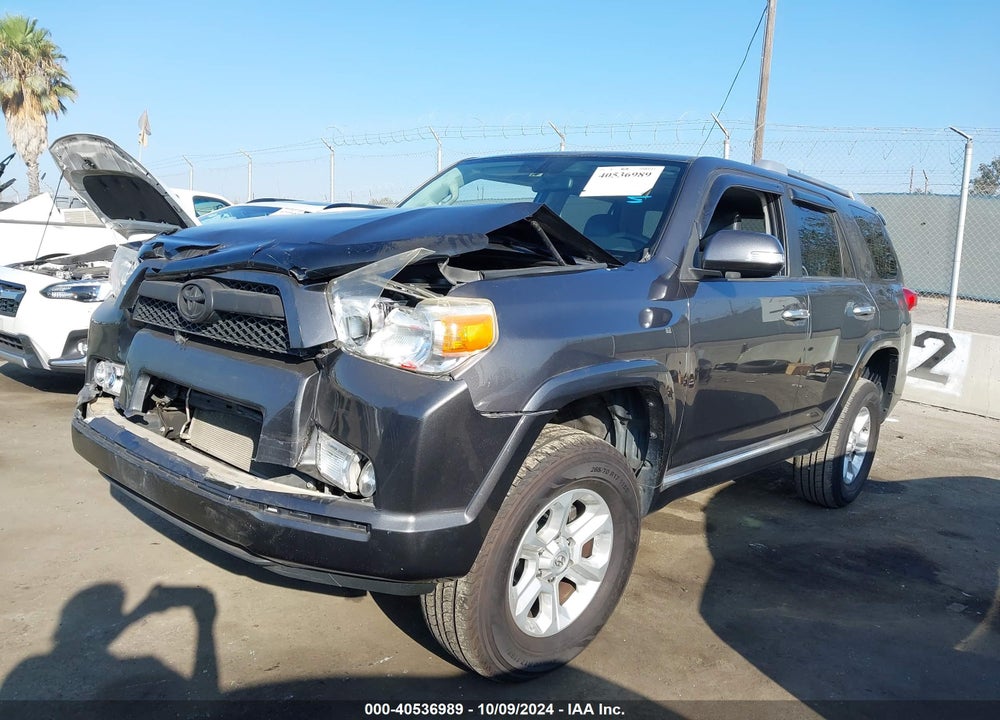 2011 TOYOTA 4RUNNER SR5 V6 VIN: JTEZU5JR2B5027420