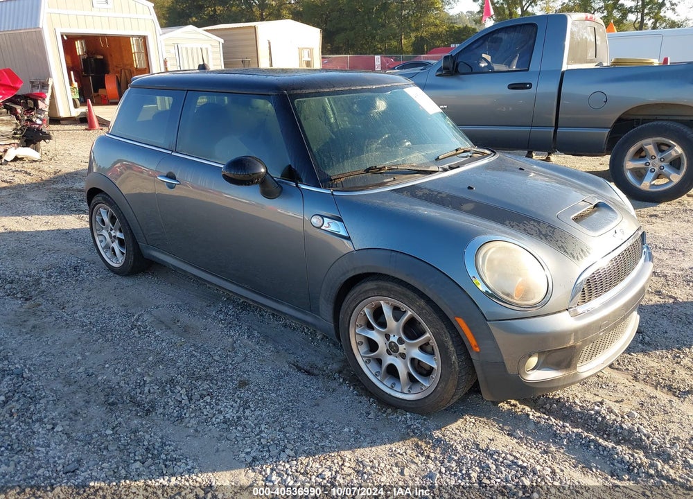 2009 MINI COOPER S VIN: WMWMF73559TW84780