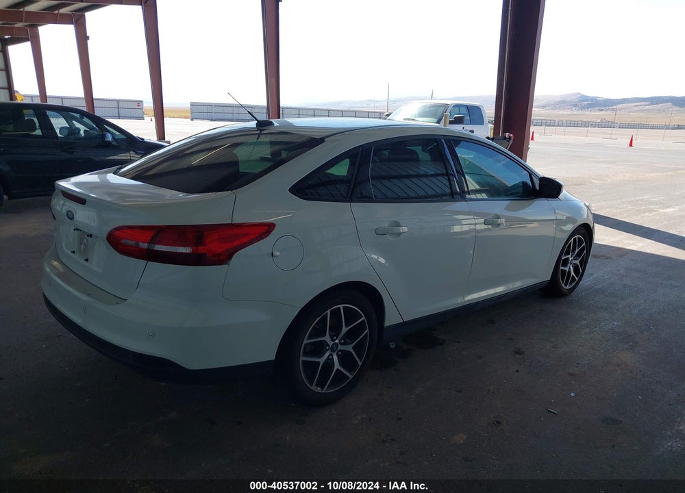 2018 FORD FOCUS SEL VIN: 1FADP3H2XJL304236