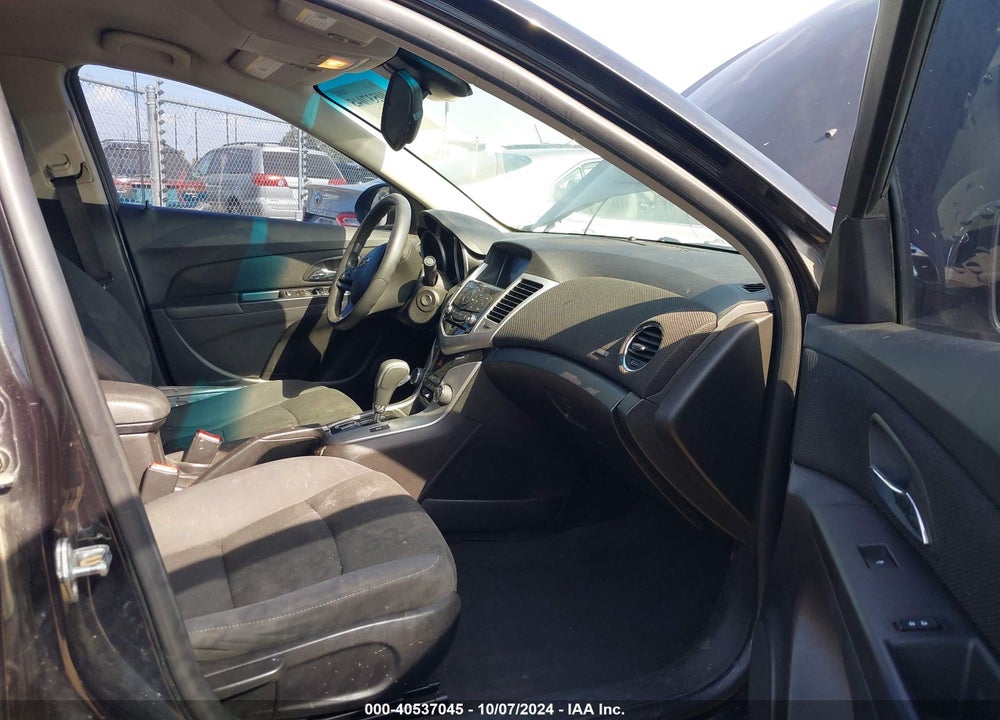 2015 CHEVROLET CRUZE 1LT AUTO VIN: 1G1PC5SB2F7293233