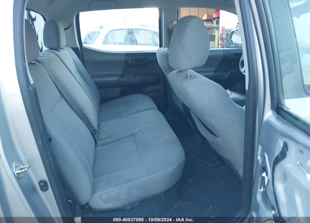 2017 TOYOTA TACOMA SR VIN: 5TFAX5GN2HX083299