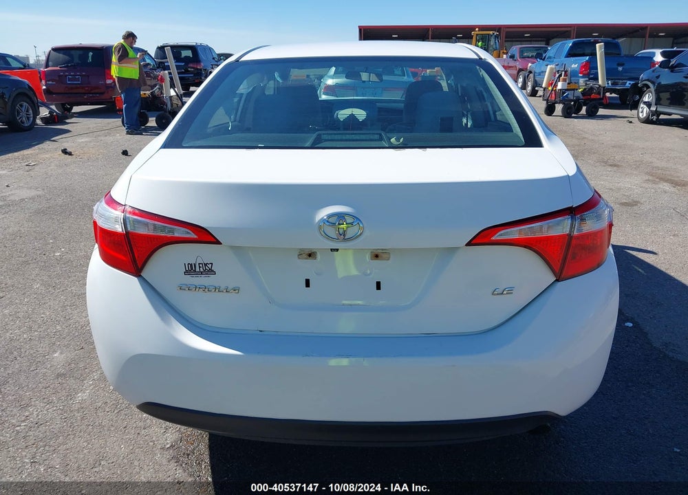 2015 TOYOTA COROLLA VIN: 5YFBURHE3FP344017